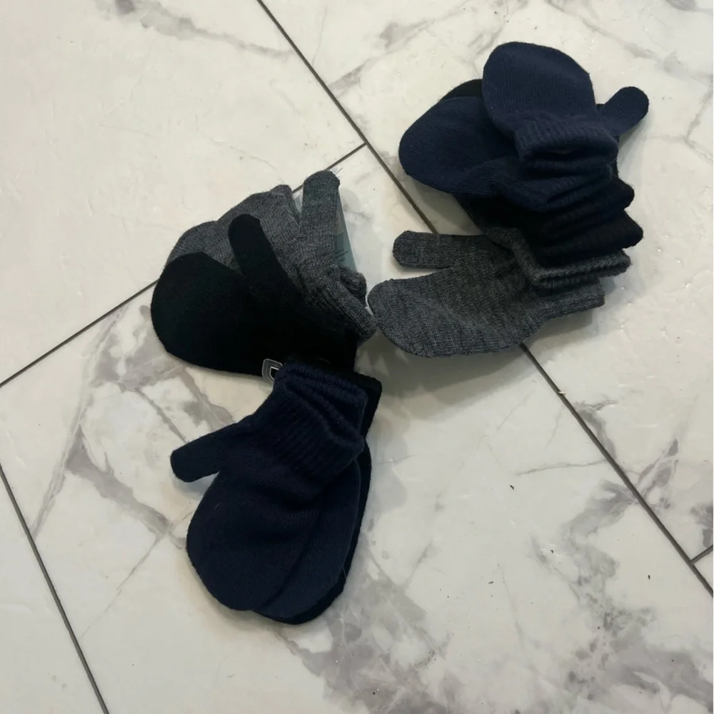 Cat & Jack cozy mittens